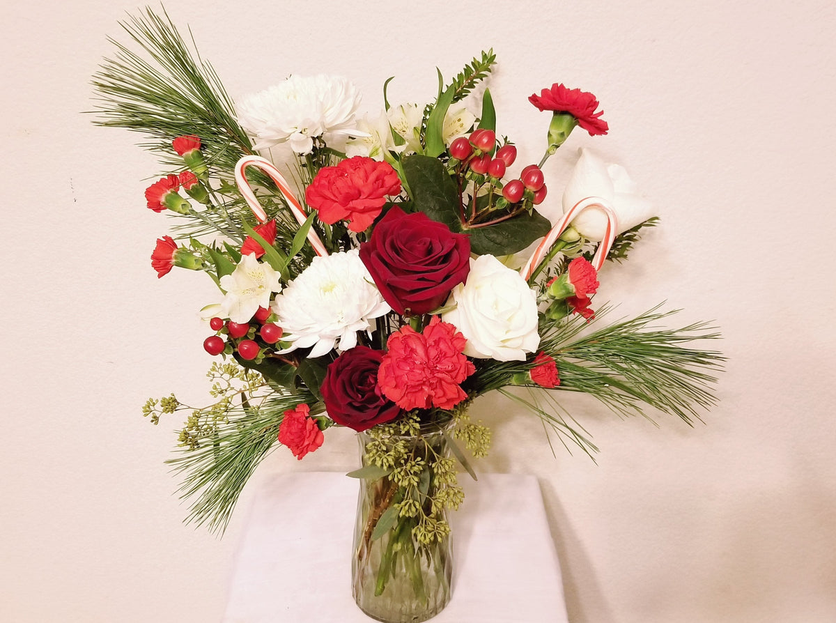 Boxed Flower Arrangements Flower Care Tips – Lia's Floral Designs