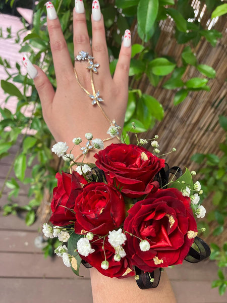 5 Red Spray-Roses w/ Baby's Breath & Leather Fern - Luxury Wristlet Corsage  in San Ramon, CA